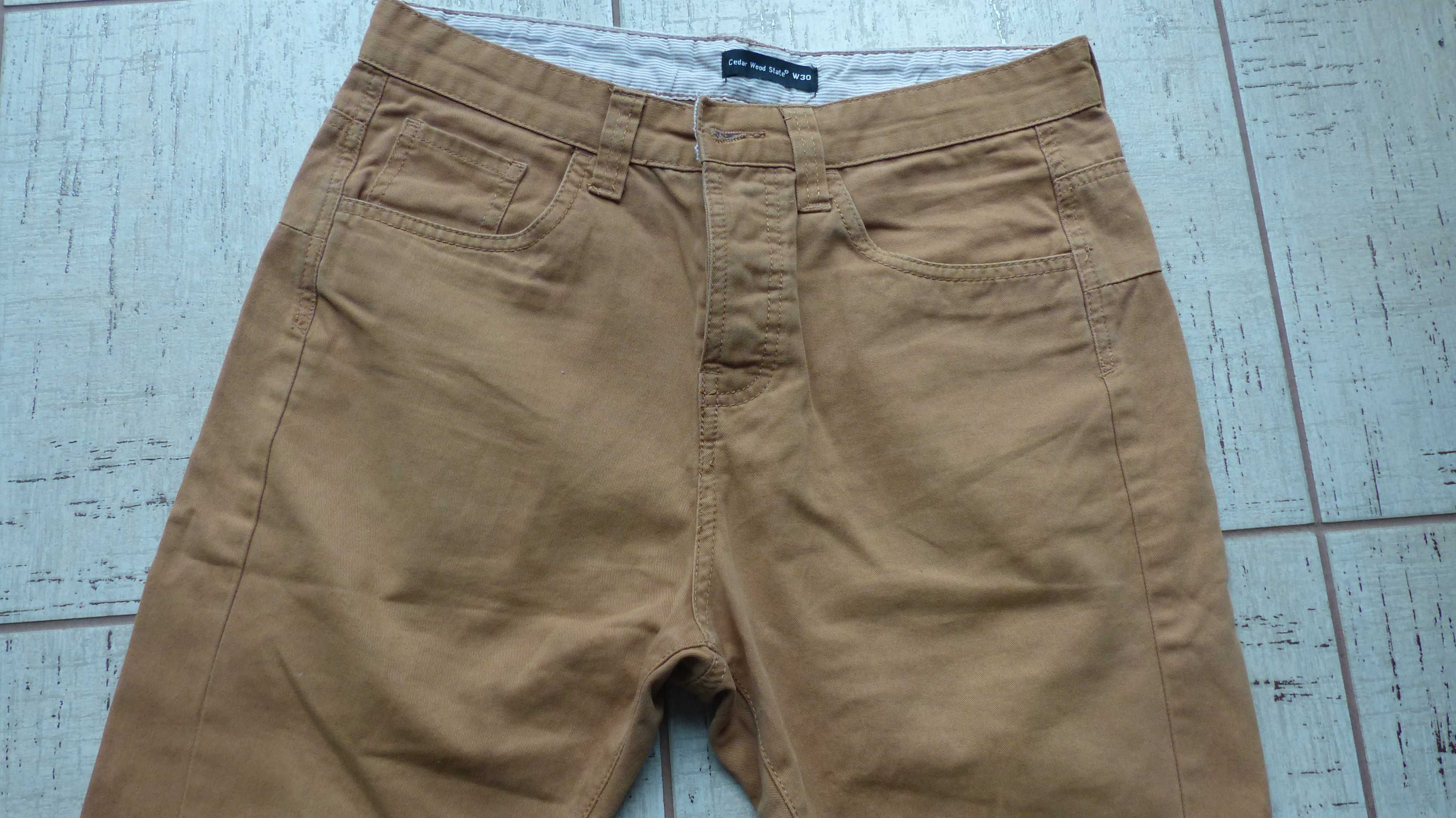 krótkie spodnie męskie rozmiar 30 Cedar Wood State