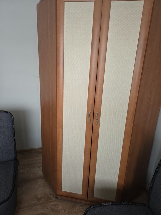 Szafa rogowa duża