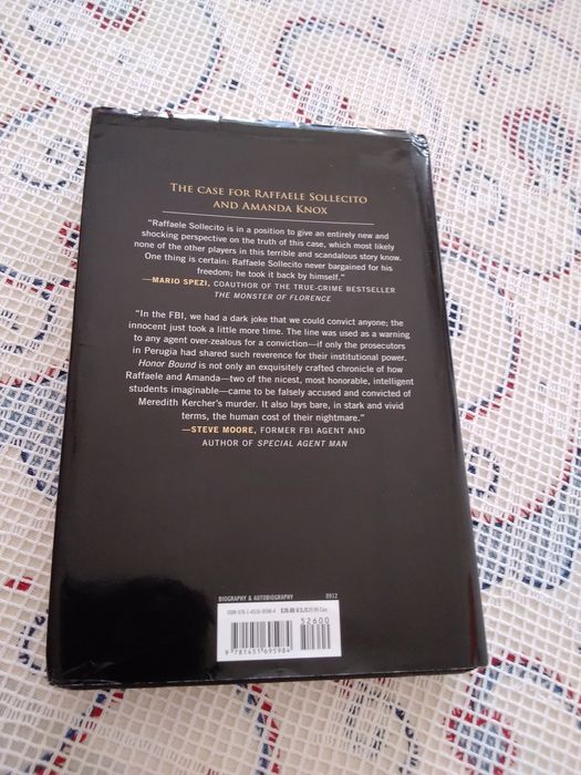 English book Honor Bound by Raffaele Sollecito with Andrew Gumbel