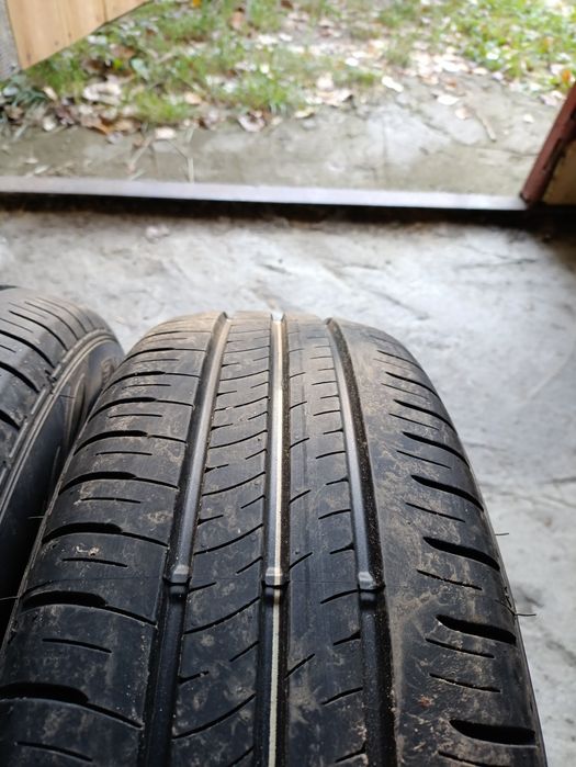 Шины Dunlop 186/60  R16 пара 2023р стан нових