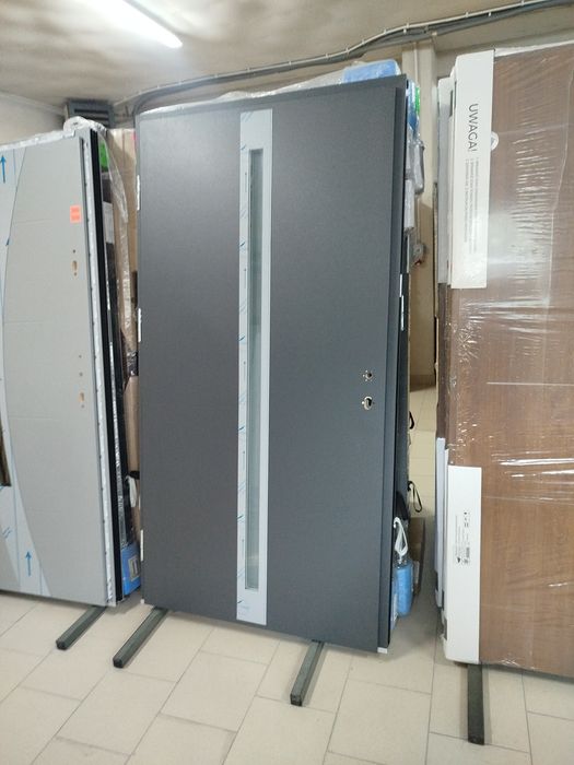 Drzwi zewnętrzne kompozytowe 100tki