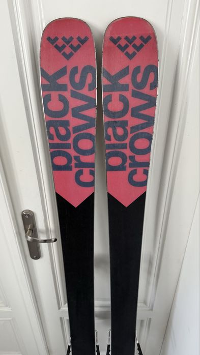 Narty all moutain Black Crows CAMOX 175vm