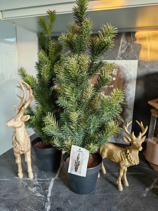 Piękne nowe choinki PE duże 55cm okazja 2 szt Boże Narodzenie home