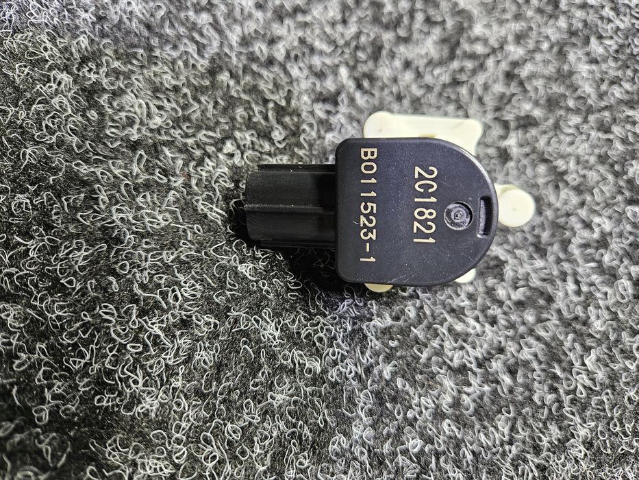 Датчик положення рівня кузова. AFS.