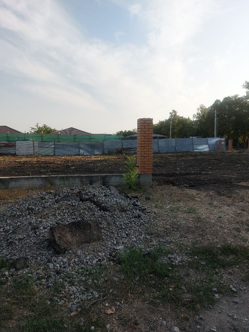 Продам земельну ділянку на Олексіївці