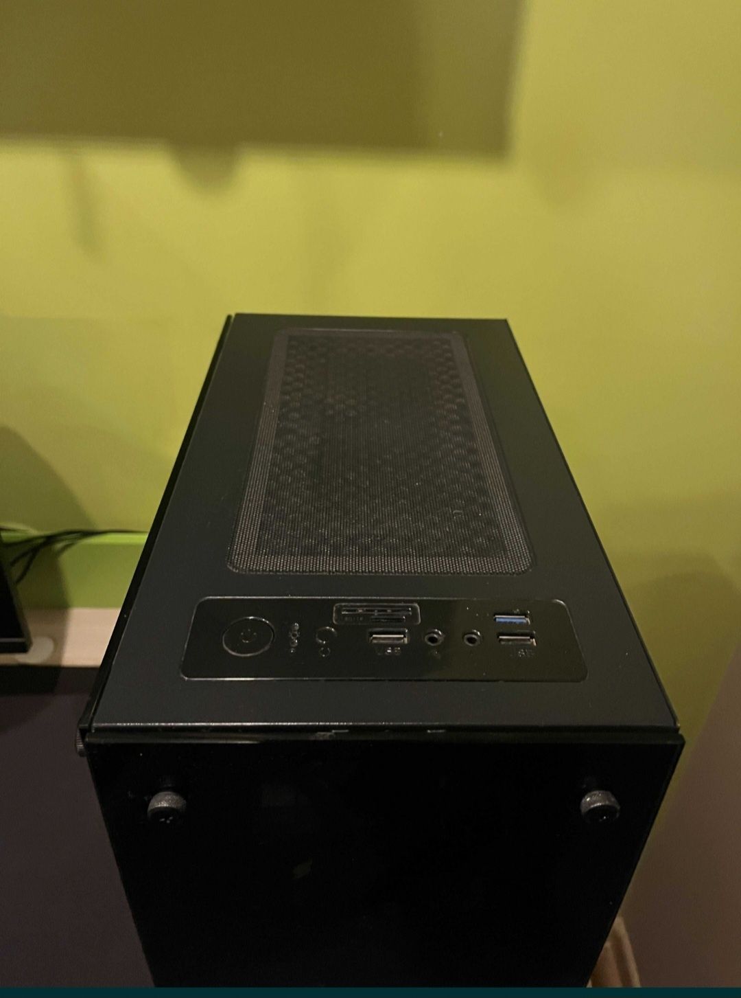 Komputer stacjonarny -i5/RX580/8GBram/M2-500GB+ssd120GB+hdd1 TB/Win10