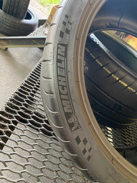 315/30/21 Michelin Pilot Sport Cup 2 M01