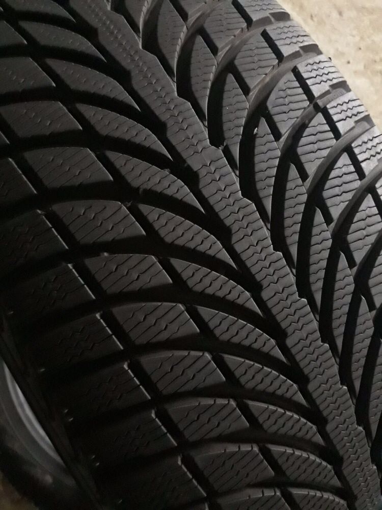 255/55/20 R20 Michelin Latutude Alpin LA2 4шт