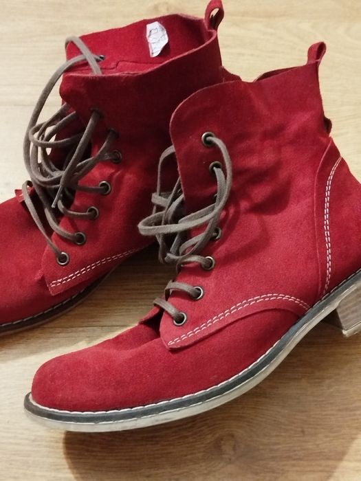 Czerwone zamszowe botki za kostkę Venezia 37