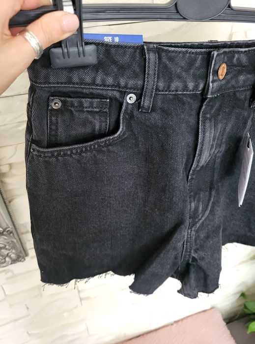 Czarne  nowe szorty damskie marki New Look