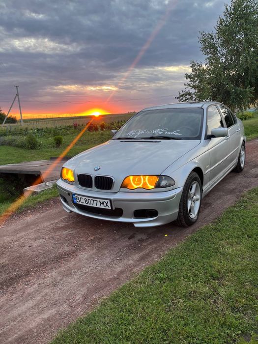 Продаж авто BMW 3 серії