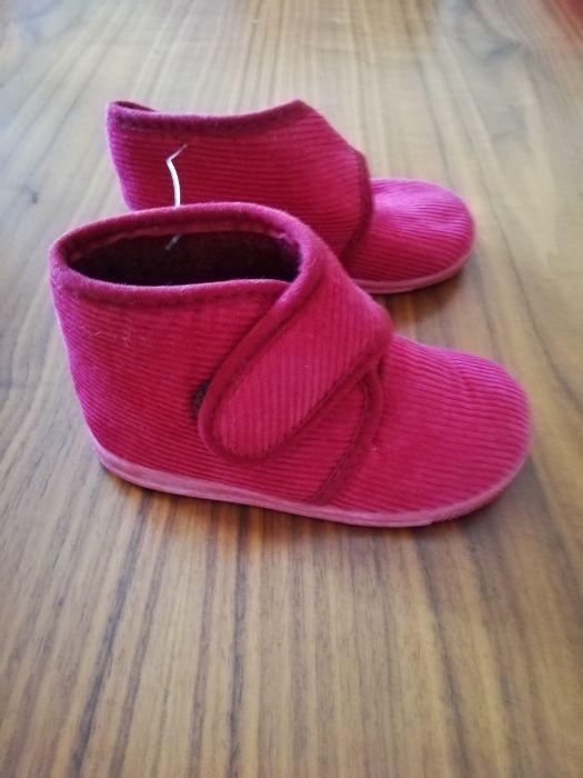 Pantufas novas nr 23