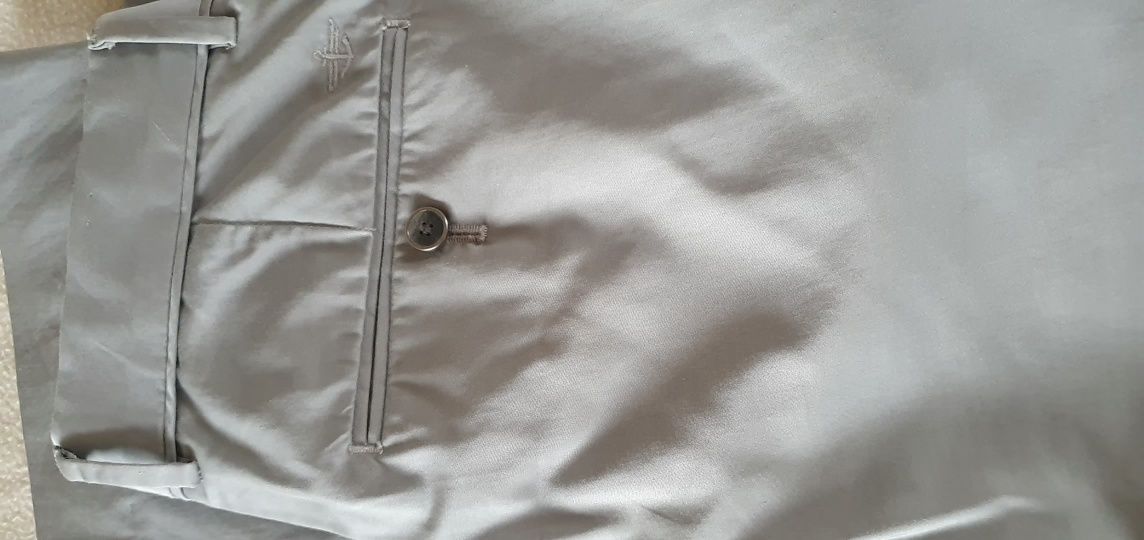 Calças de sarja marca Dockers