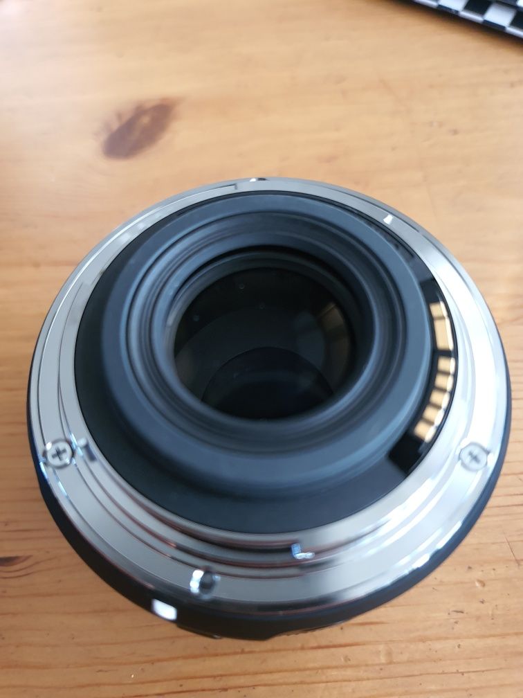 Obiektyw Canon macro lenses 35mm 1:2.8 IS STM