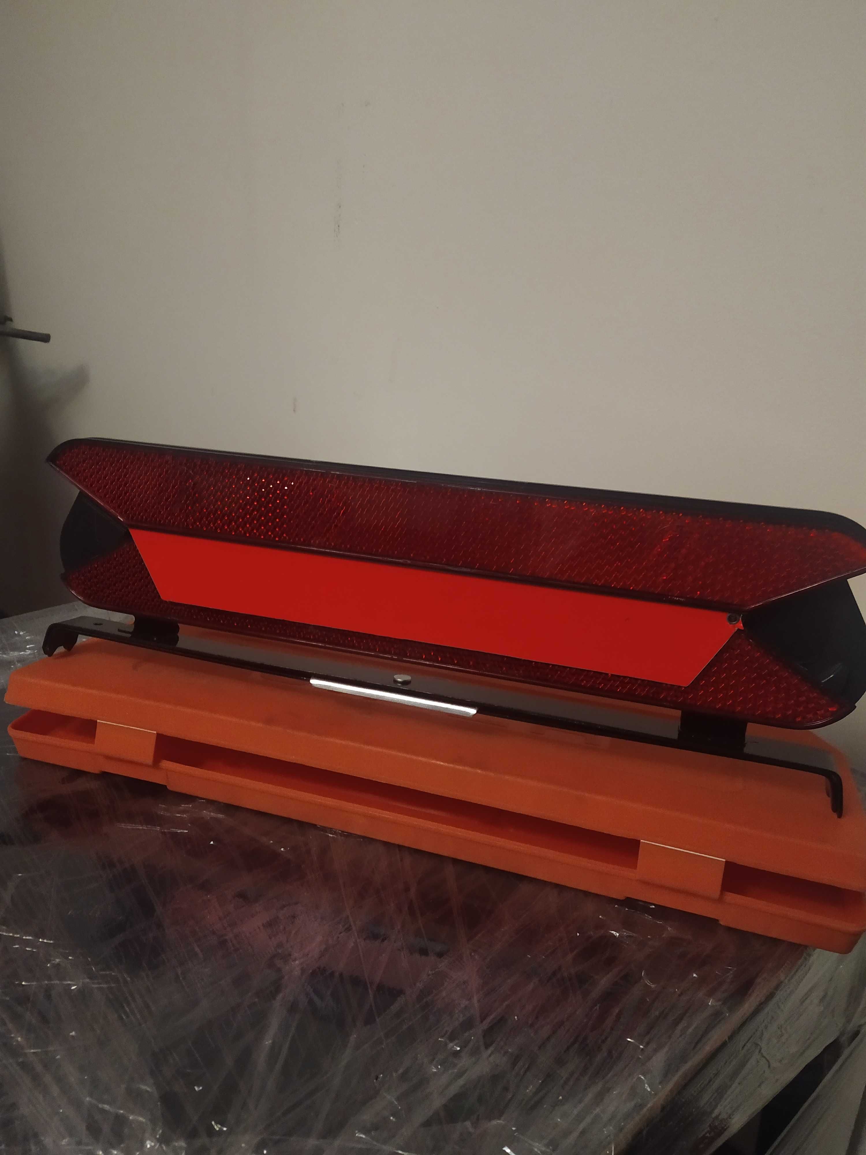 Triângulo para automóvel