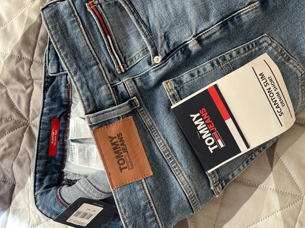 Spodenki krótkie Tommy Jeans 32