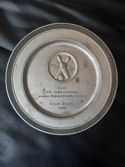 Тарілка настінна