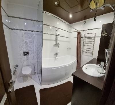 Оренда квартири поруч Дендропарку на Виставці