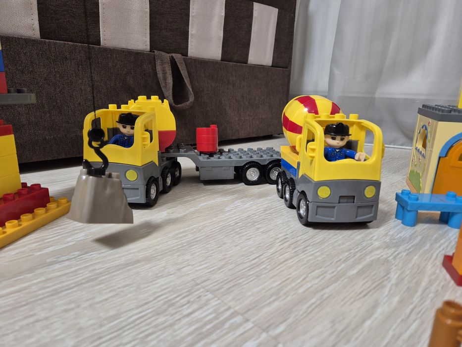 JDLT конструктор. Аналог лего дупло. Lego duplo. Будівельники. Поліція