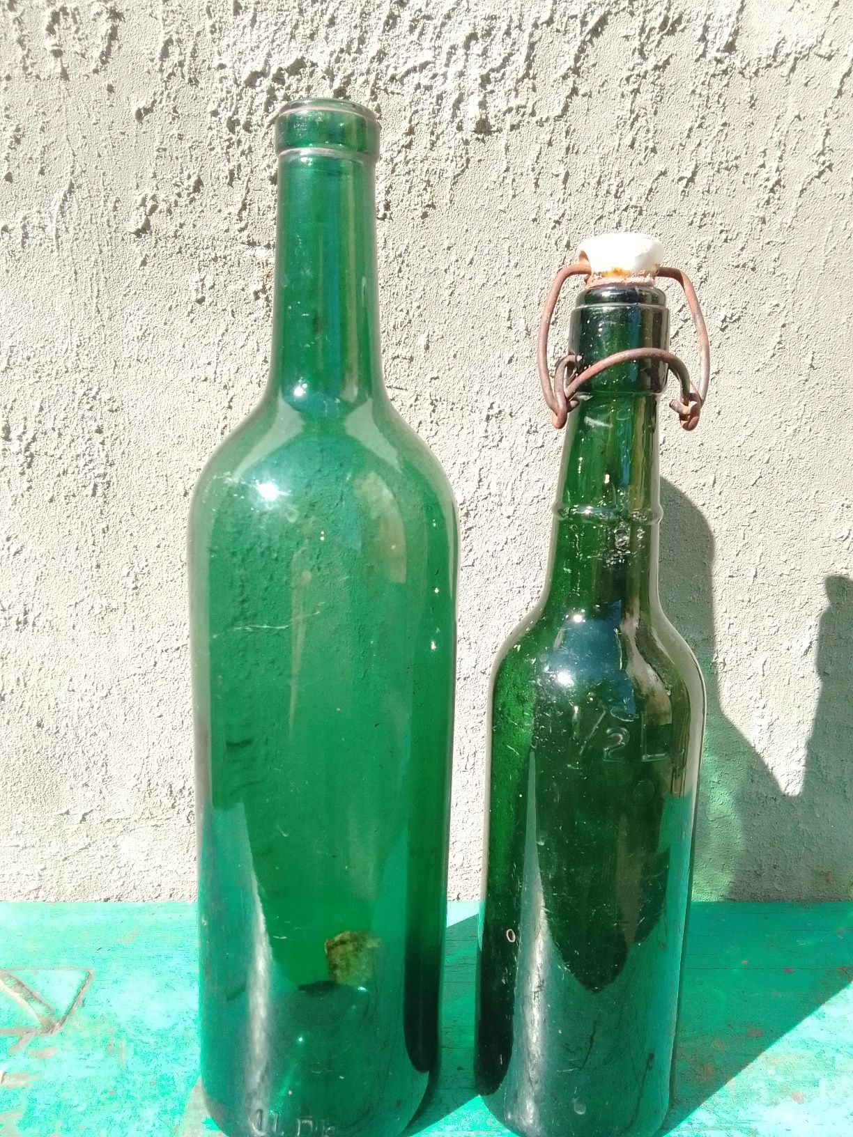 Бутылки стеклянные, две немецкие 41-45 годов, царские , аптечные.
