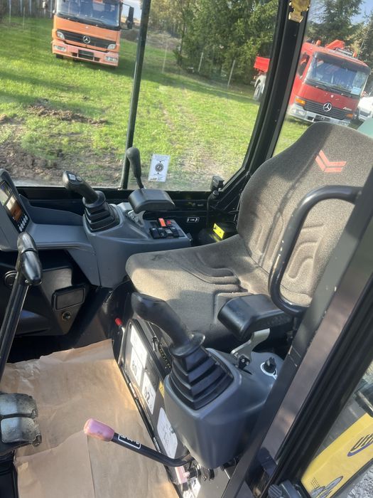 Minikoparka koparka Yanmar sv 22, sv26 jak nowy jcb kubota 3 lyzki