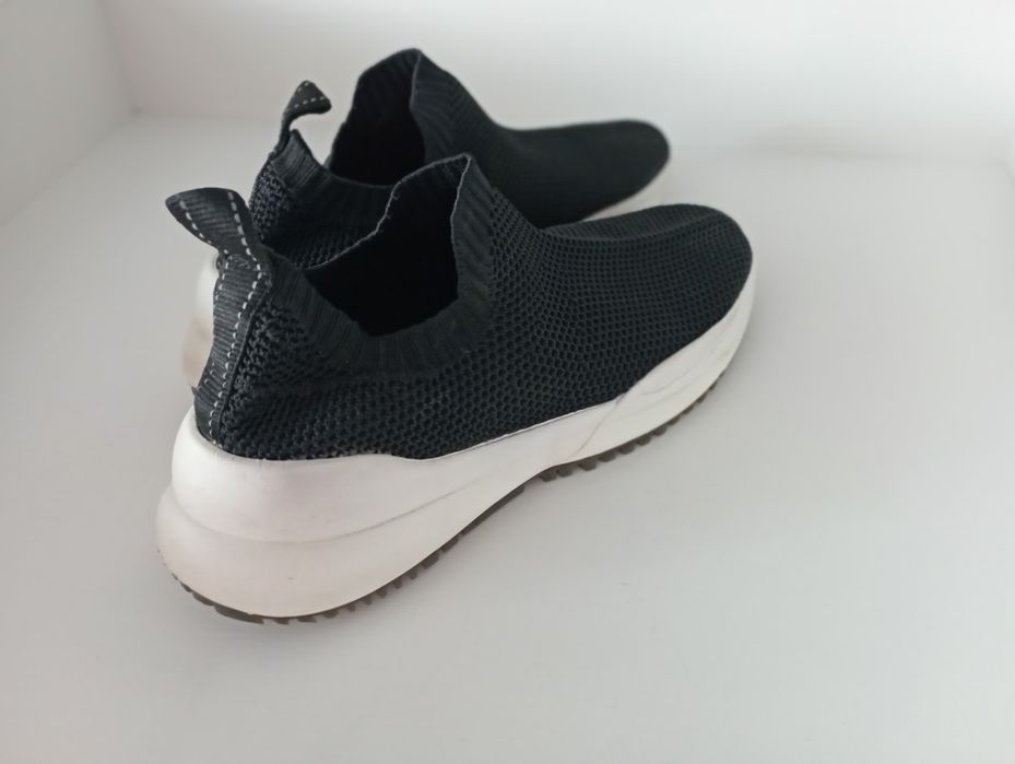 Женские кросовки Zara