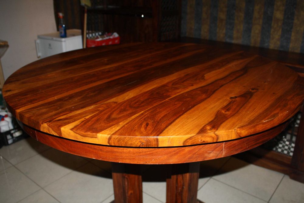 Stół kolonialny palisandrowy okrągły o średnicy 120 cm