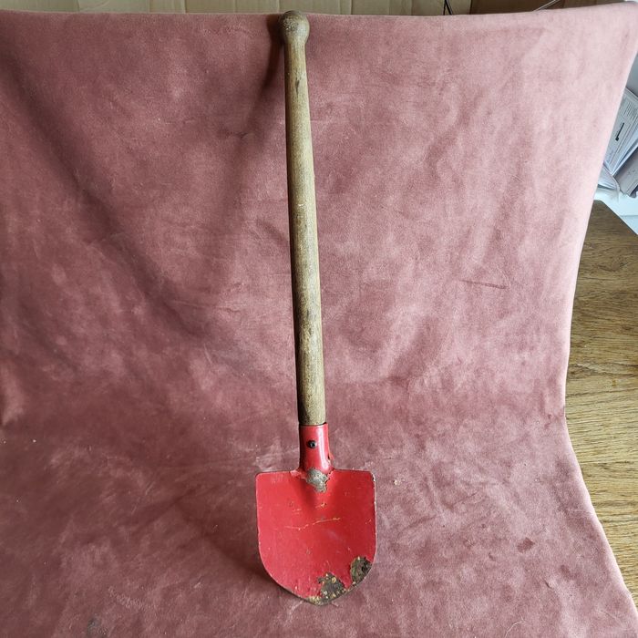 Stara łopatka do kwiatów ¹⁸⁰