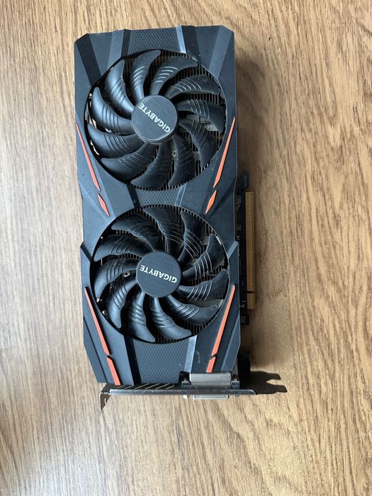 Gigabyte RX 570 8gb