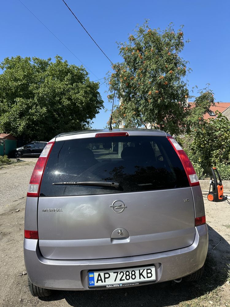 Продам автомобиль Opel Meriva