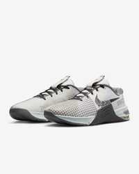 Nike Metcon 8 szare