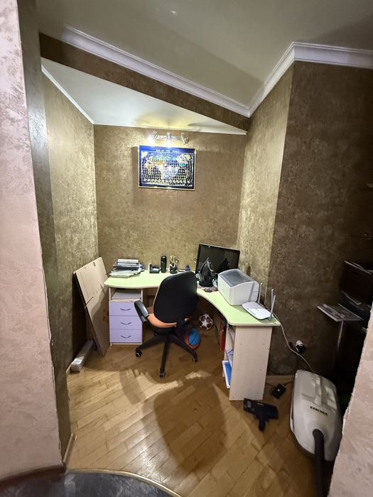 Продам квартиру 86м2, Аерокосмический , 41/2