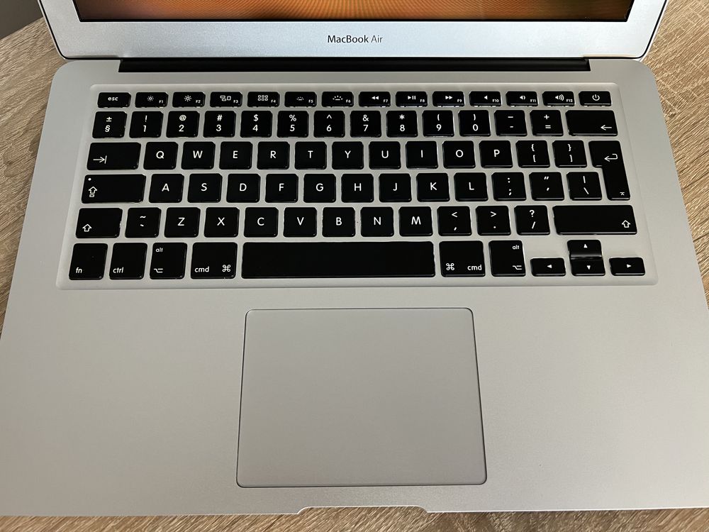 MacBook Air 13” 2011