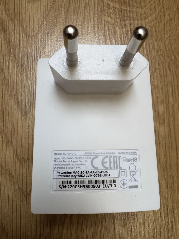 Transmiter sieciowy Powerline Adapter TP-Link TL-PA4010 Kit AV600