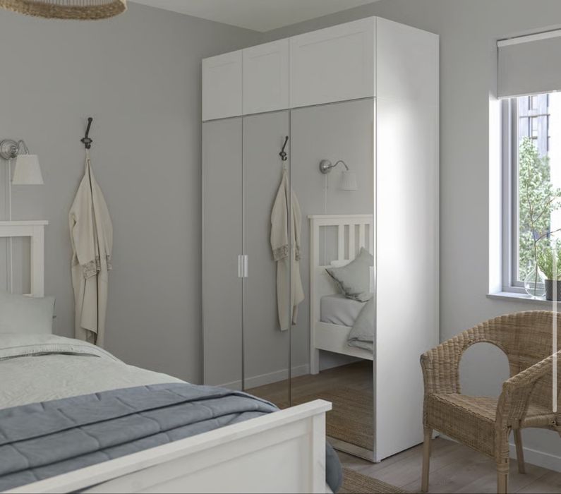 Roupeiro IKEA 6 portas branco com espelhos