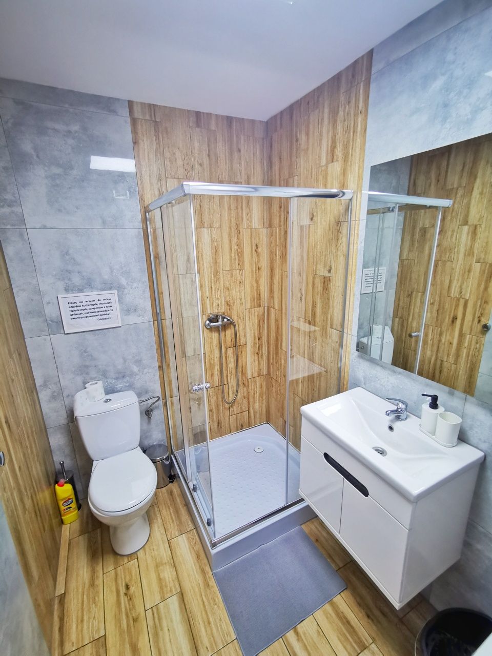 Domek CAŁOROCZNY nad jeziorem Lubie BALIA JACUZZI w cenie, SAUNA ZEW.