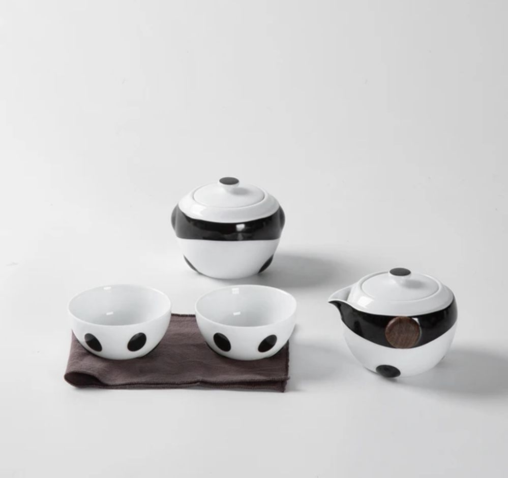 Керамический чайный набор панда на две персоны