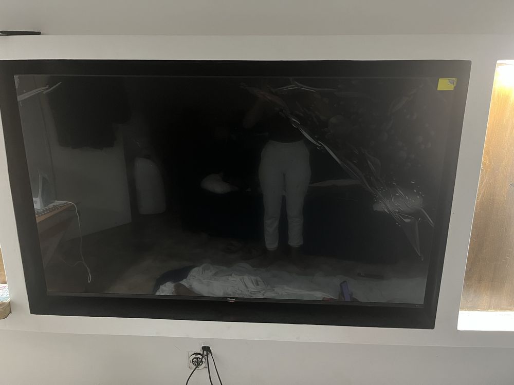 Tv 65 polegadas marca Hisense 4k