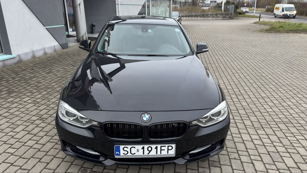 BMW 318D F30 Sport *Adaptiv LED*Oryginalny HAK*Nowy Rozrząd*Zadbana !!