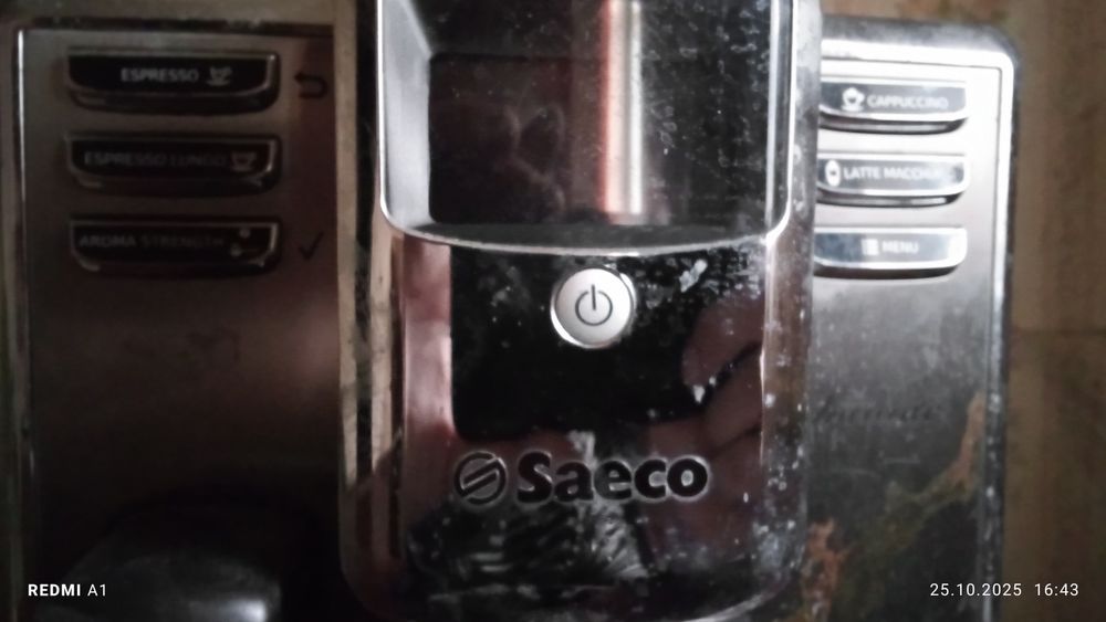 Кофемашина фирмы Saeco,в рабочем состоянии.