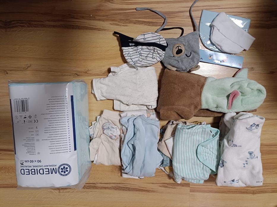 Wyprawka, ubranka dla chłopca rozm. 56 i 62