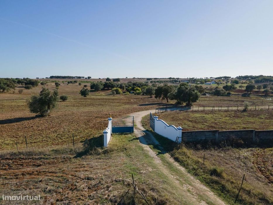 Monte para venda em São Cristóvão, Montemor-O-Novo