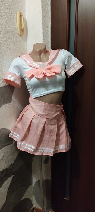 Косплей костюм морячки. Розово-белый кроп топ и юбка плиссе.