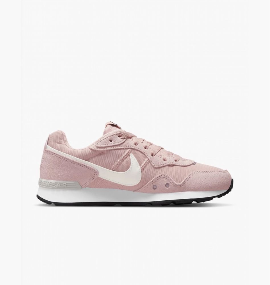 Кросівки жіночі Nike Venture Runner CK2948-601