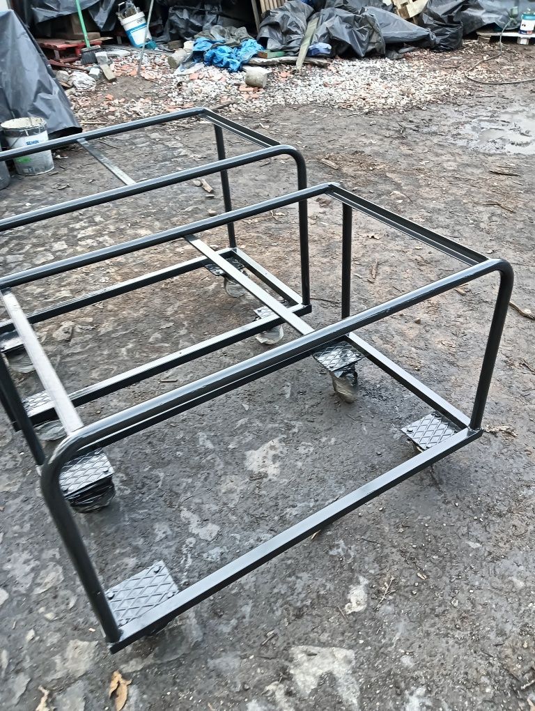 Carrinhos de transporte para fabricas