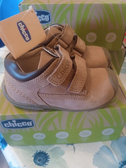 botas de criança Chicco N22 *Novas*