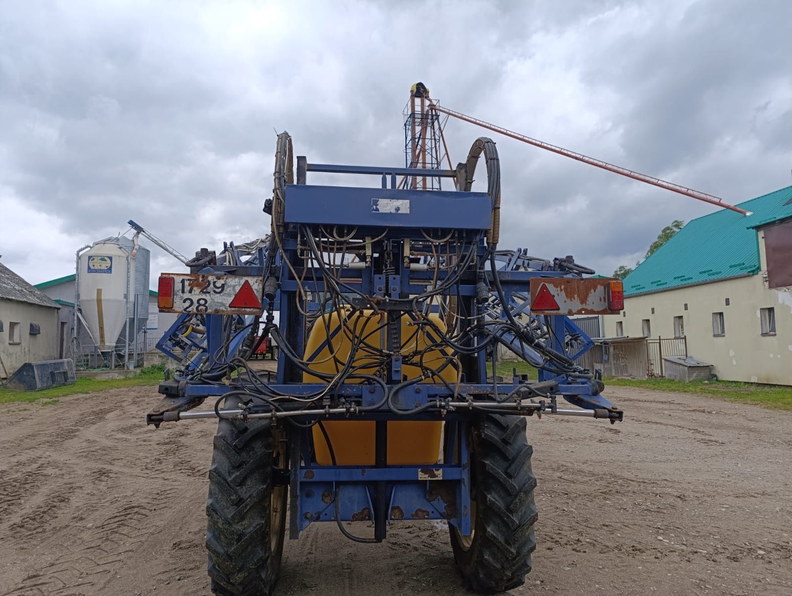 Opryskiwacz caruelle 21 m