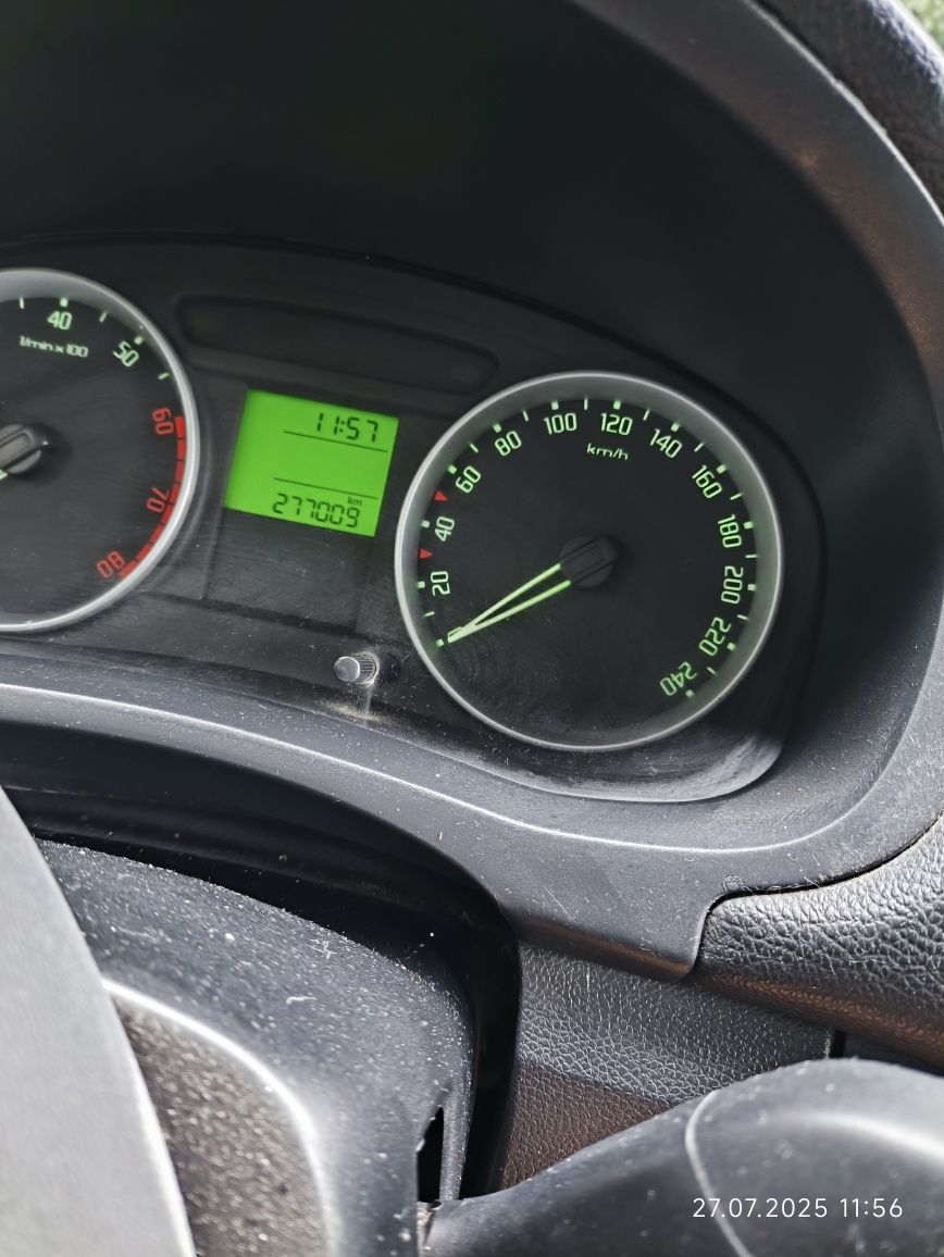 Skoda fabia 2 kombi  1.4 16v klima, elektryka