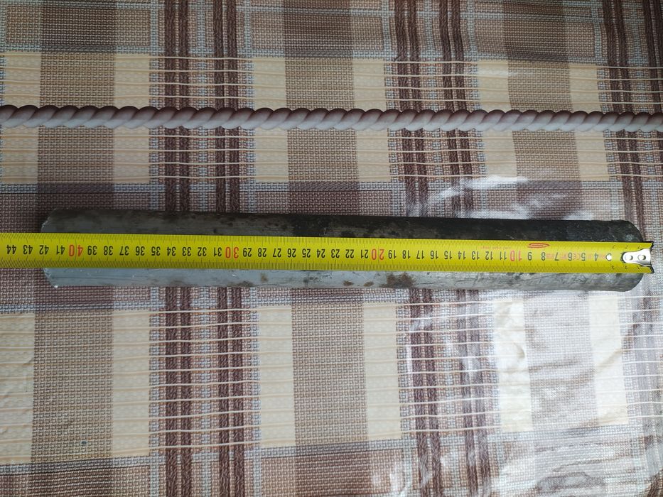 Кругляк алюминивый марка не известна 55х425мм.