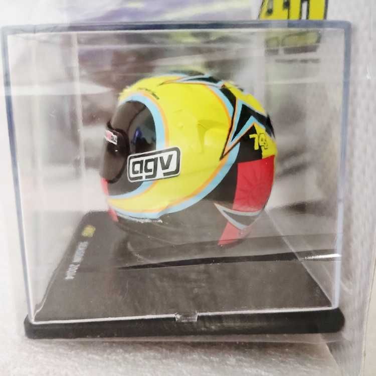 Capacete de Valentino Rossi Planeta DeAgostini Escala 1/5 com revista